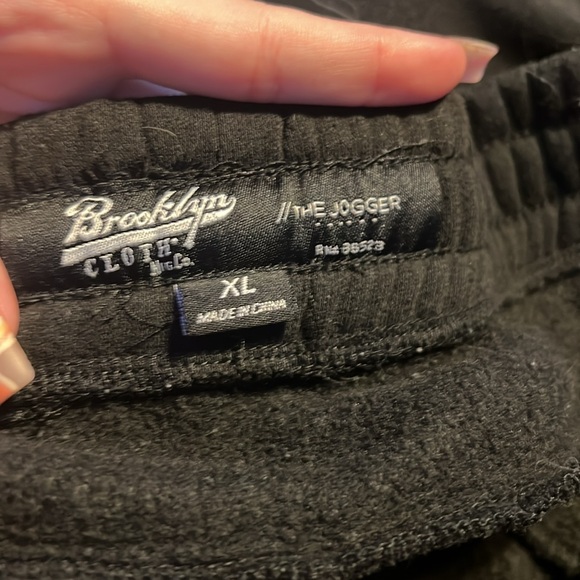 sweatpants - Picture 6 of 6